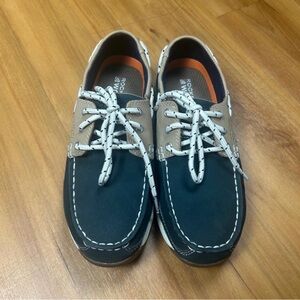 Rockport Women's Blue and Tan Moccasins with Classic Design size:8.5 W